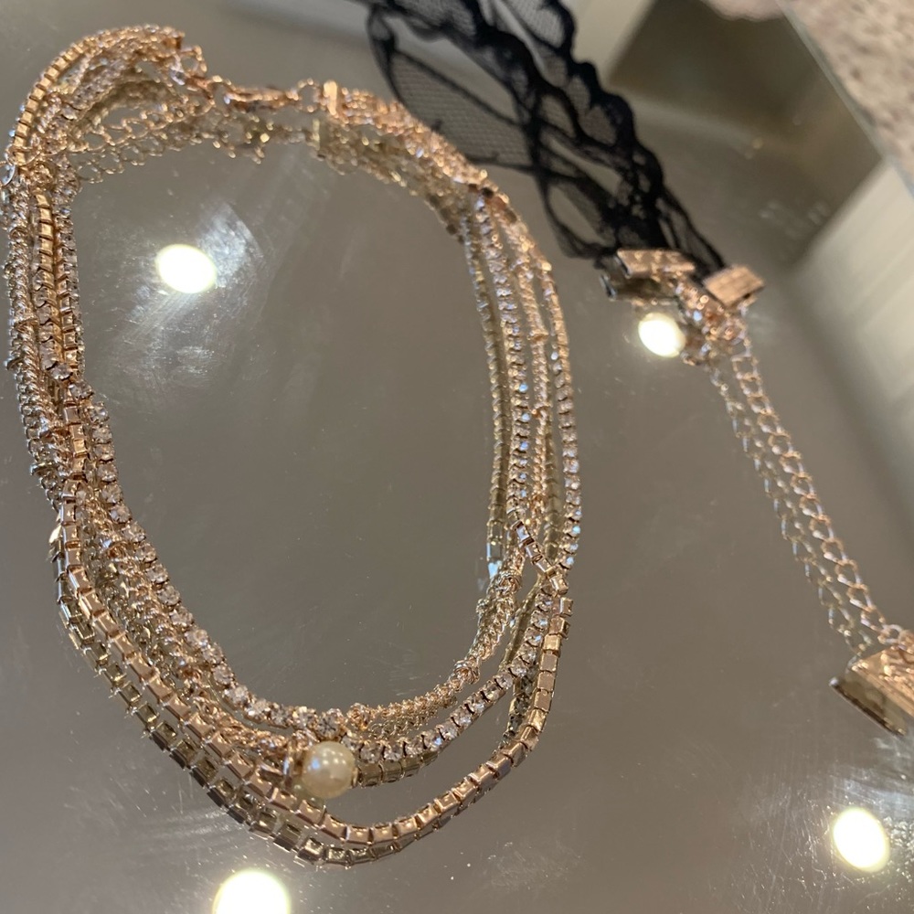Guess Chokers